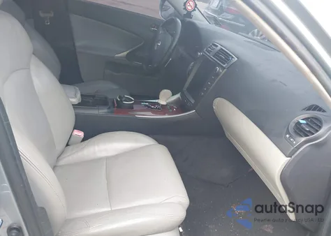 2008 Lexus Is 250 z USA, uszkodzony, nr VIN JTHCK262282025220